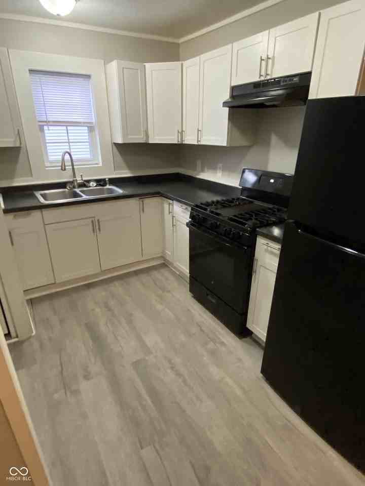 1820 South M Street - Photo 7 of 17