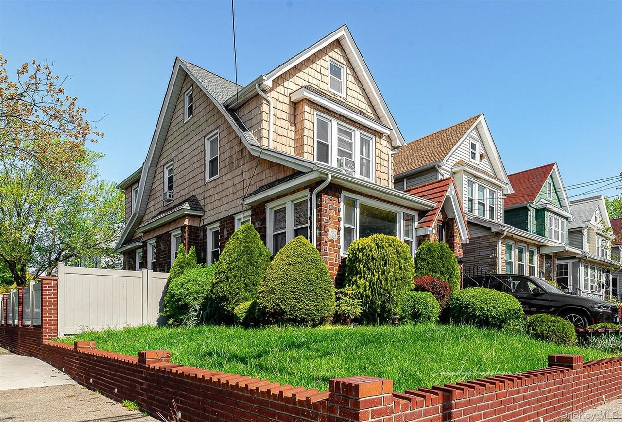 71st Avenue - Photo 3 of 50