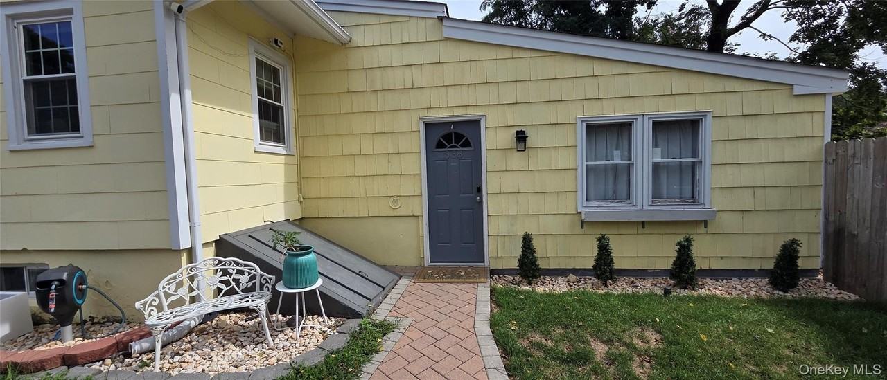 338 Main Street - Photo 3 of 22