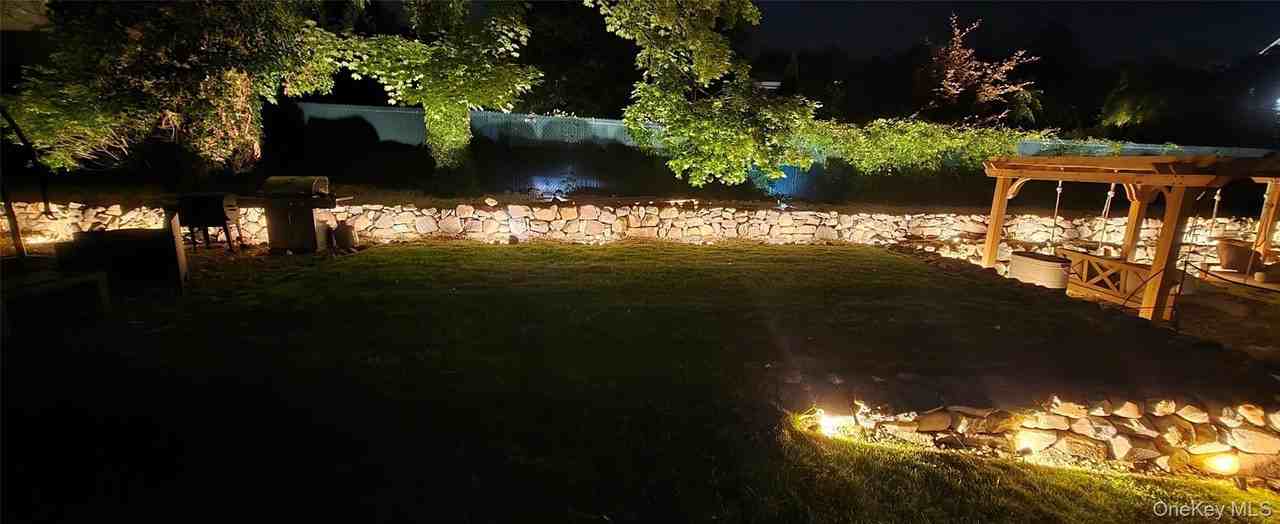 338 Main Street - Photo 5 of 22