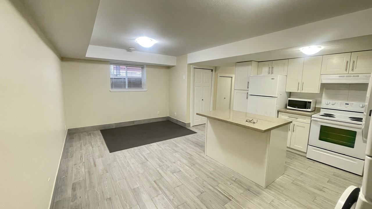 7324 191B Street - Photo 5 of 23