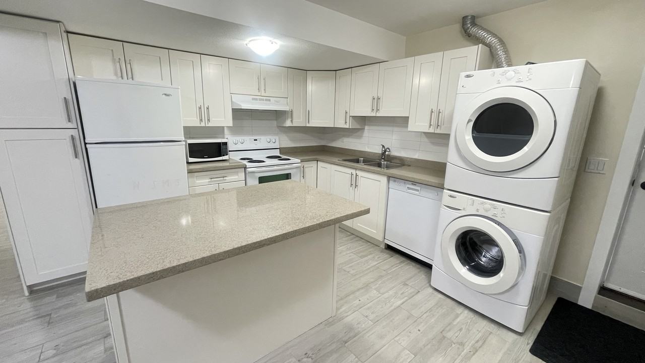 7324 191B Street - Photo 7 of 23