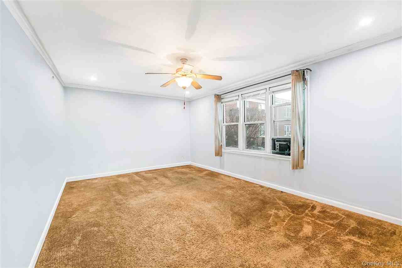 15 Winchester Avenue #1B - Photo 6 of 9