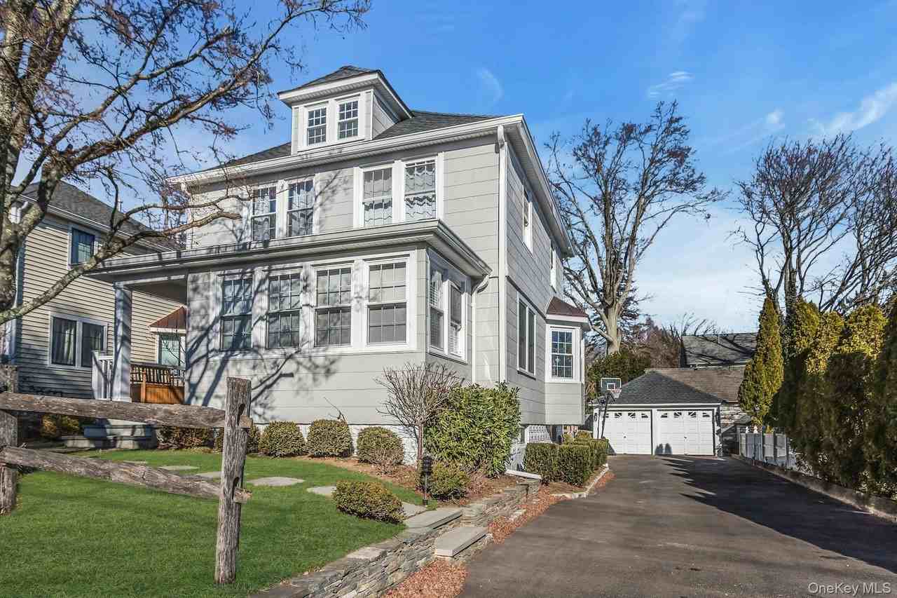 32 Katherine Street - Photo 3 of 26