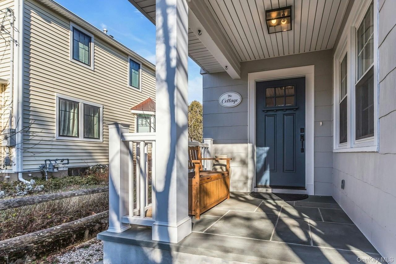 32 Katherine Street - Photo 4 of 26