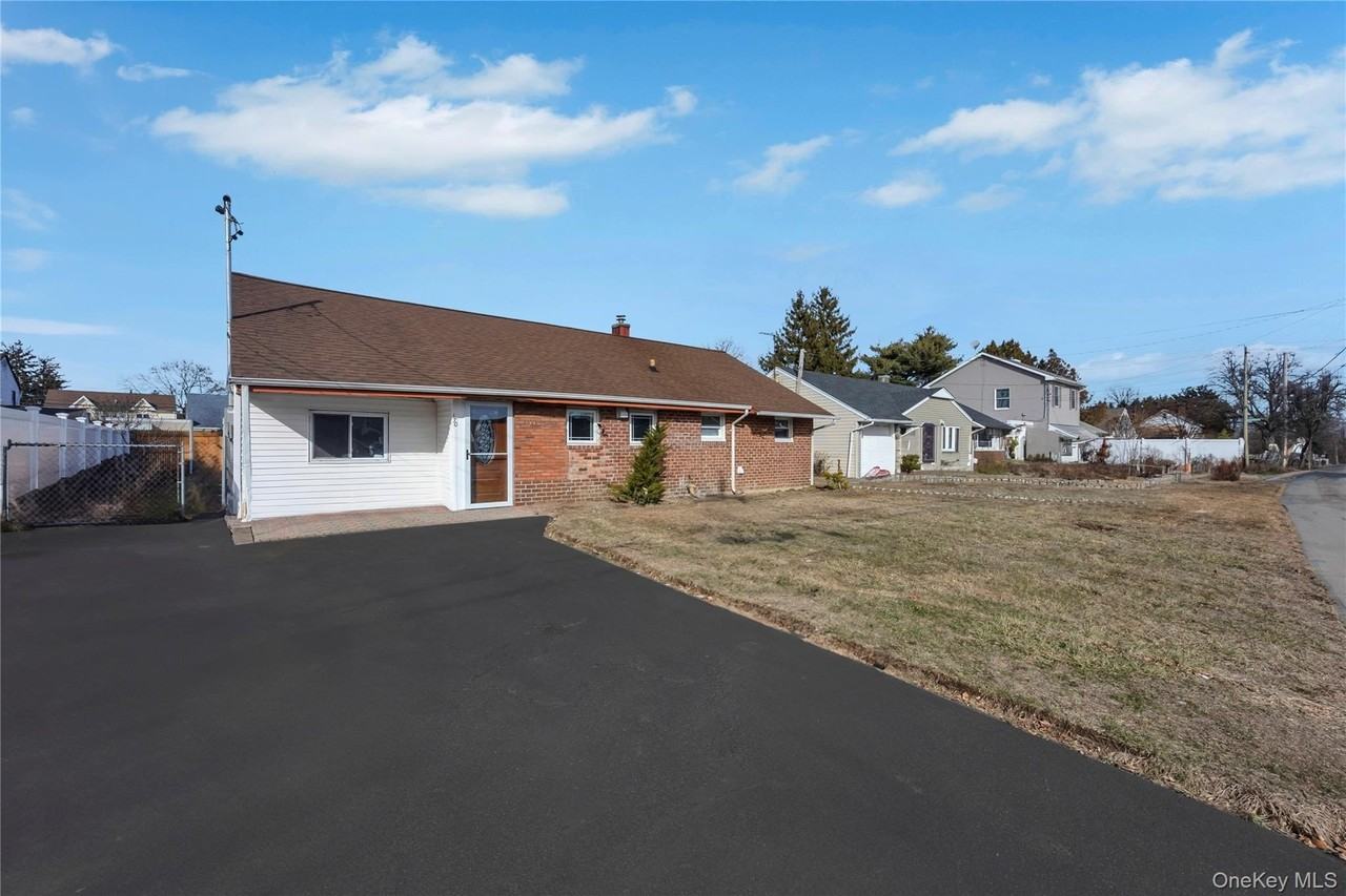 170 5th Street - Photo 2 of 18