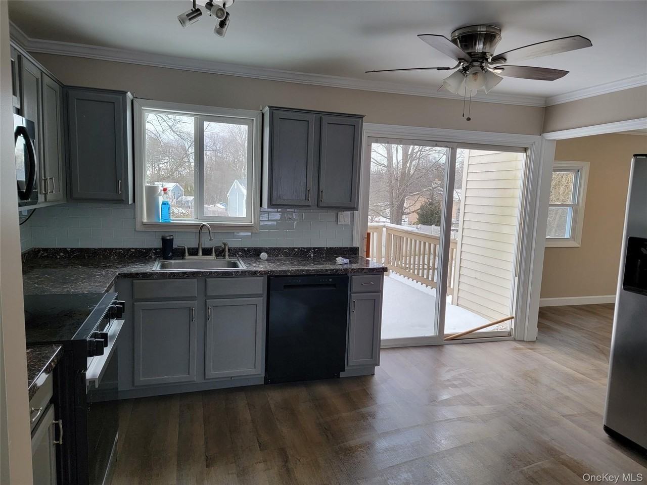 19 Essex Road - Photo 2 of 11