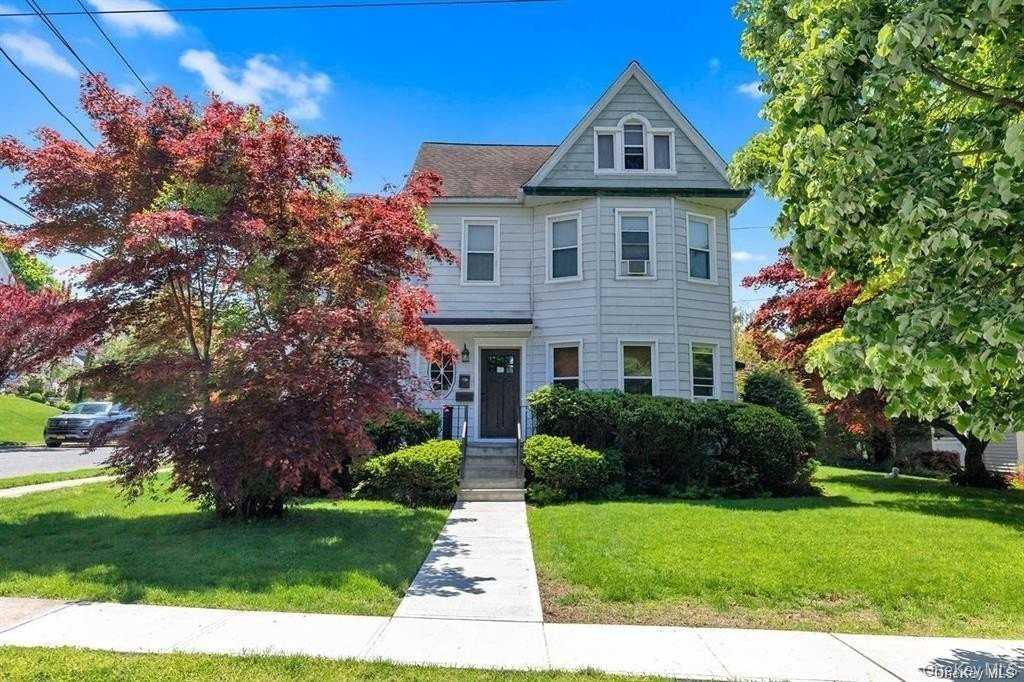 26 Burtis Avenue - Photo 2 of 15