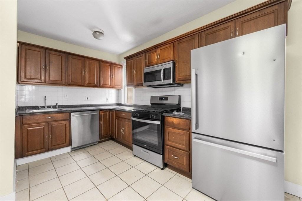 427 Ferry Street #2 - Photo 2 of 11