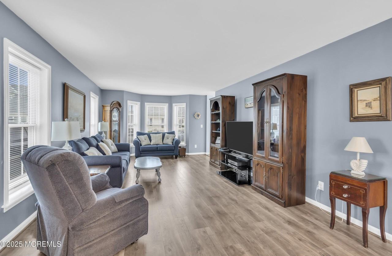 30 South Surf Road - Photo 5 of 17