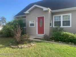 featured image of 1560 Whittier Avenue