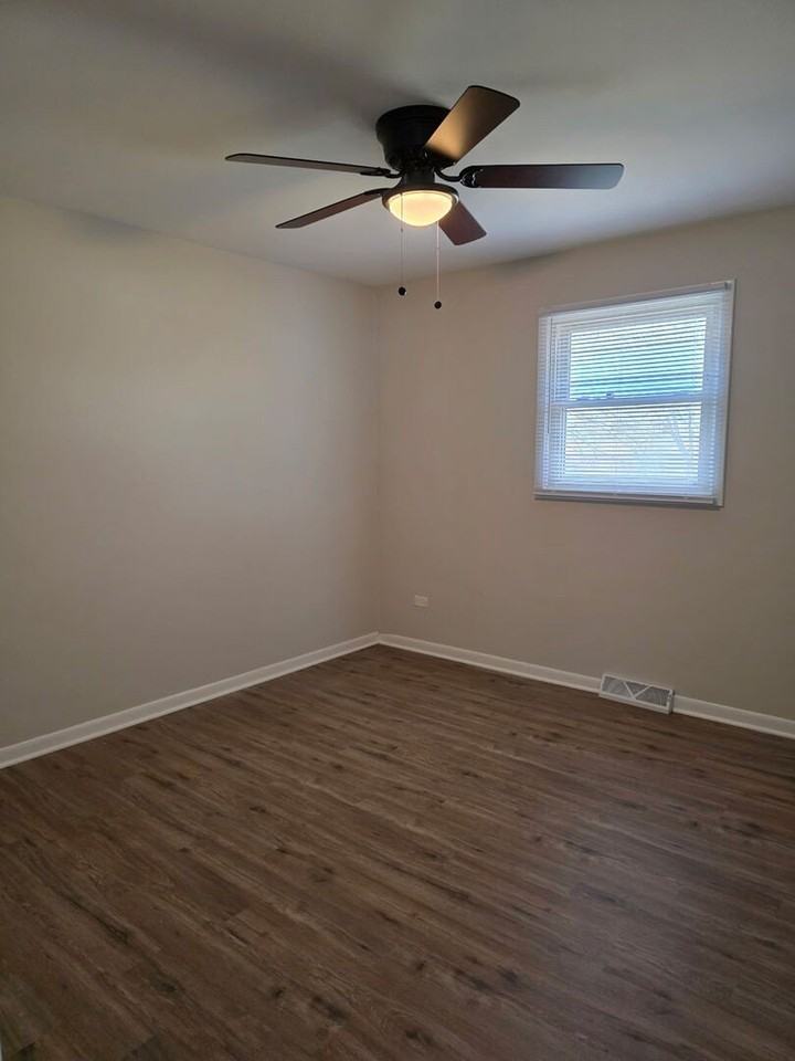 668 Anita Avenue - Photo 5 of 11