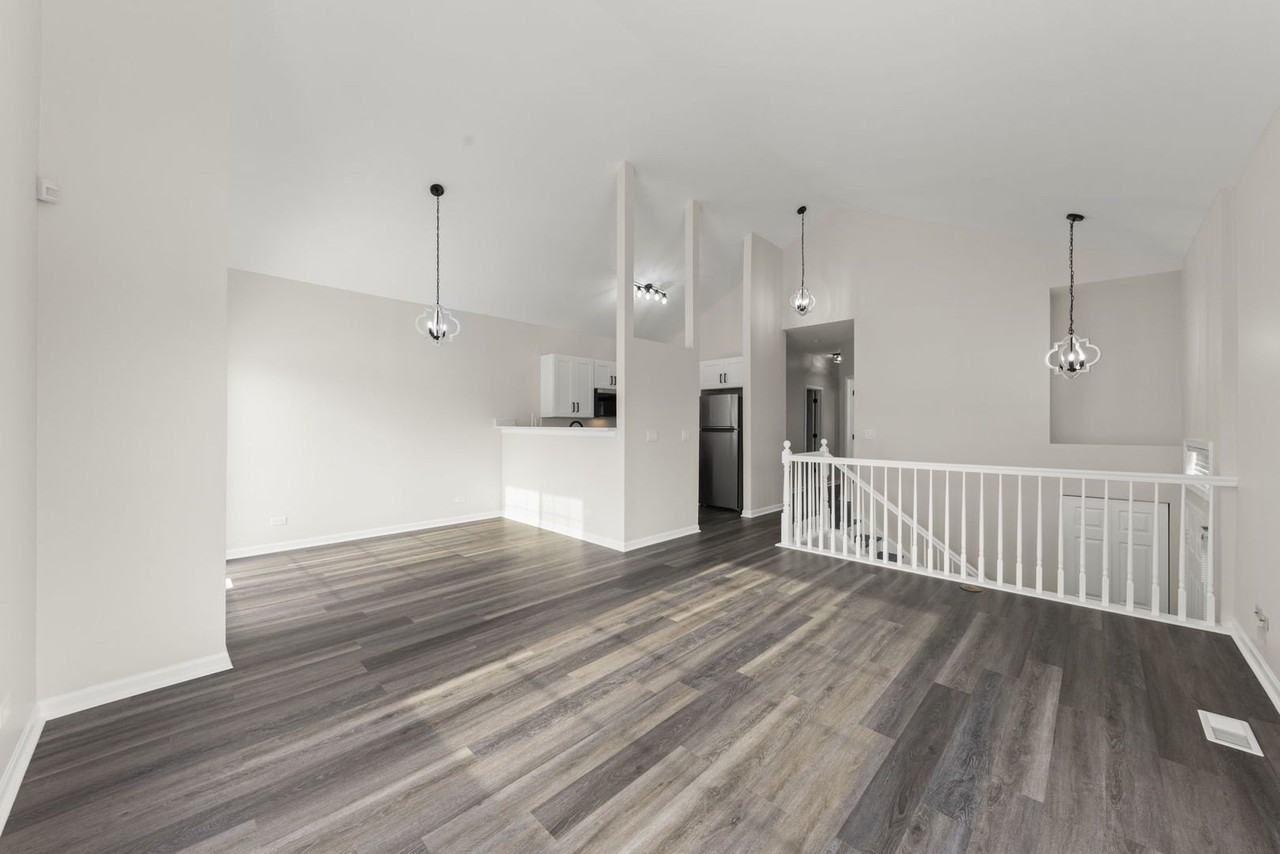 117 Enclave Circle #A - Photo 5 of 26