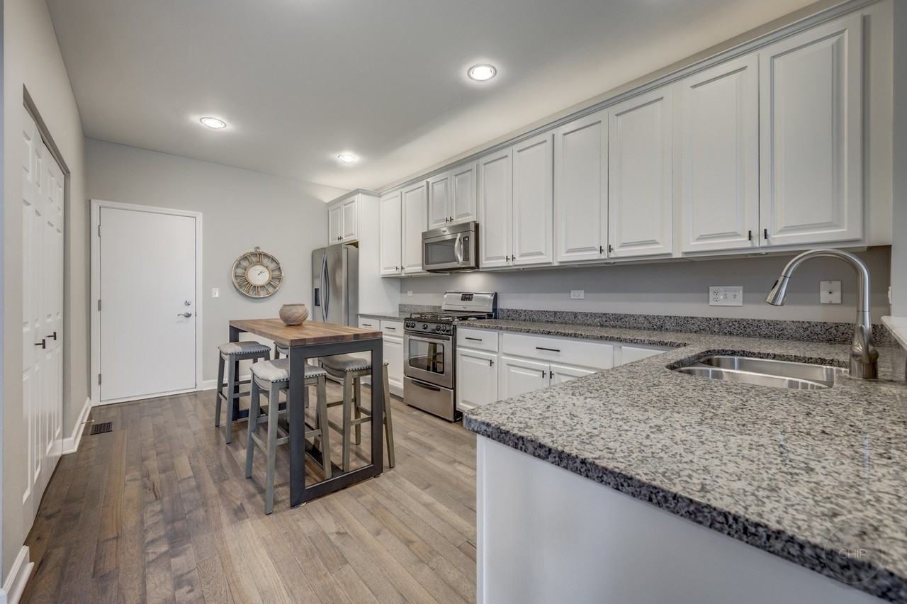 201 Dorset Avenue #201 - Photo 7 of 41