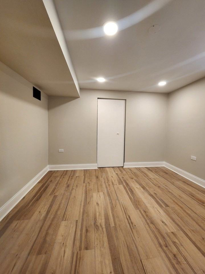 10104 South Prairie Avenue - Photo 5 of 7