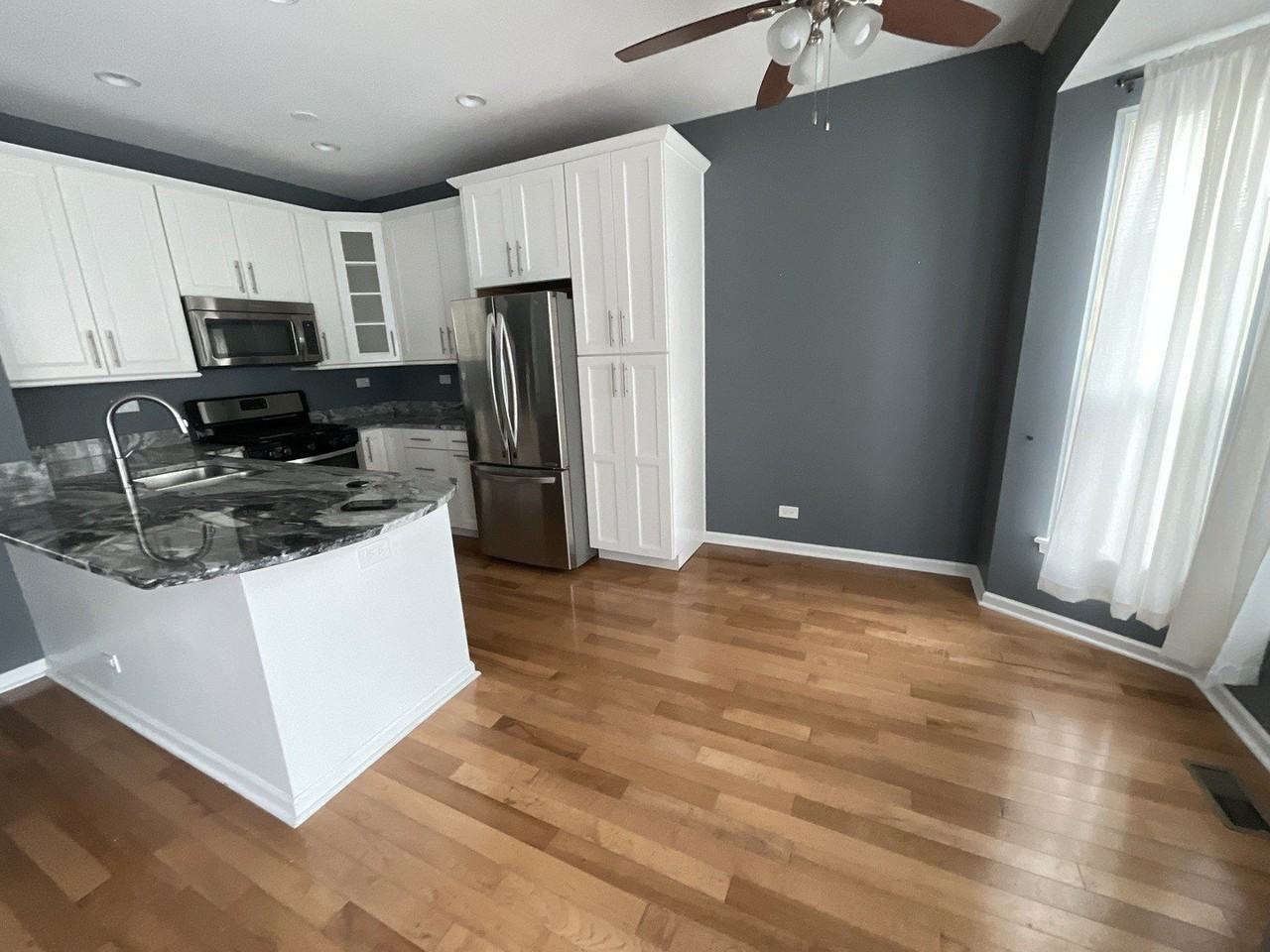 1116 Village Center Parkway #4 - Photo 6 of 20