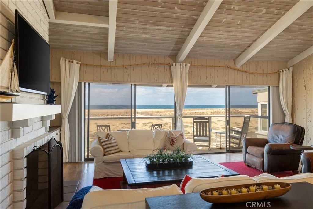 1303 E Balboa Blvd - Photo 4 of 27