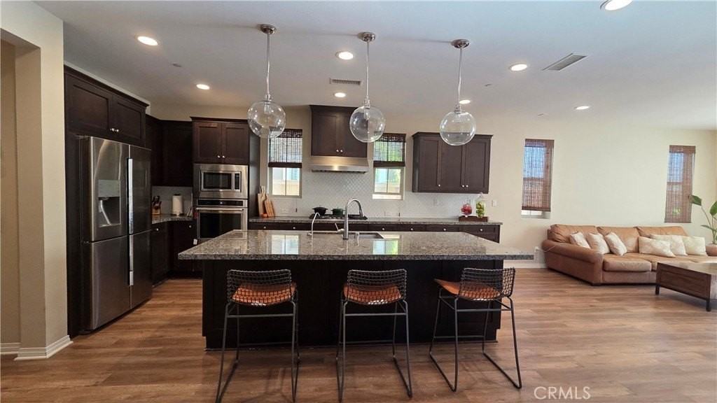 136 Brambles - Photo 2 of 10