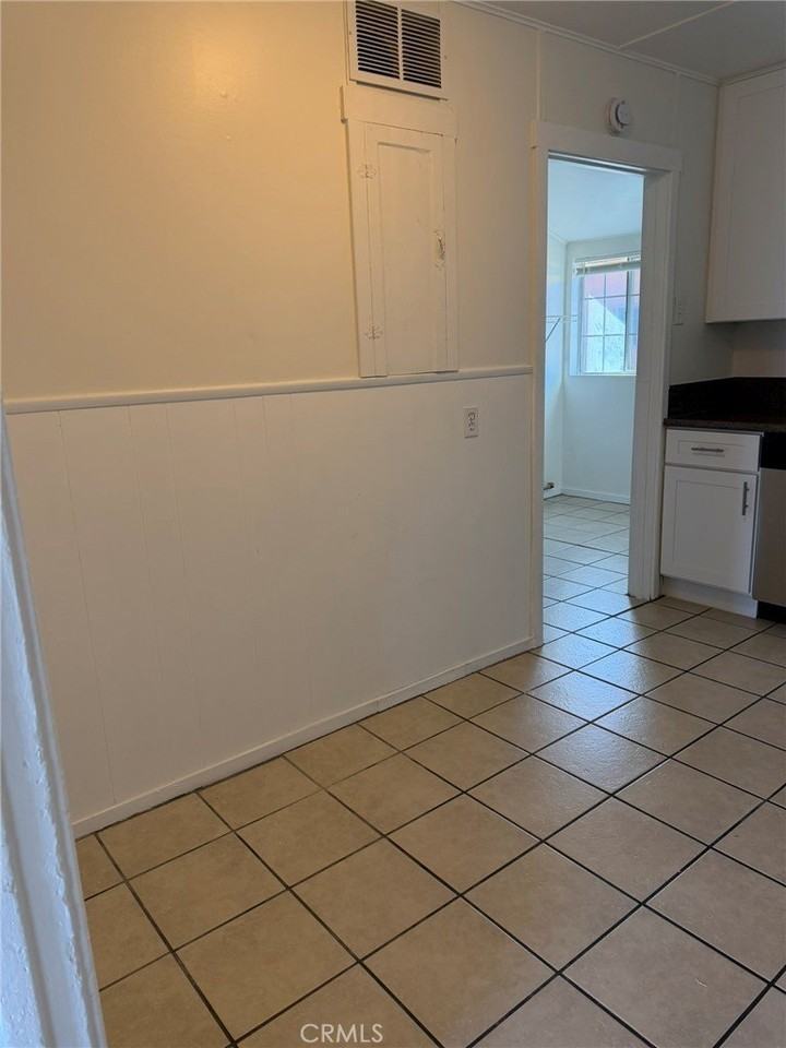 44527 Date Ave - Photo 7 of 17