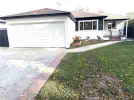 featured image of 3650 Hackett Avenue