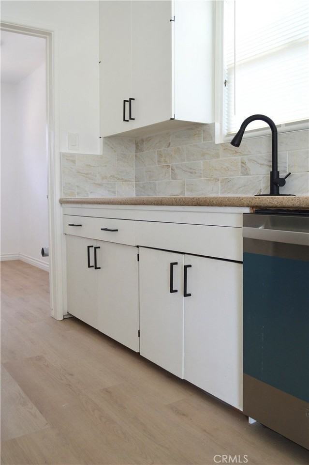 1303 W 146th St - Photo 3 of 19