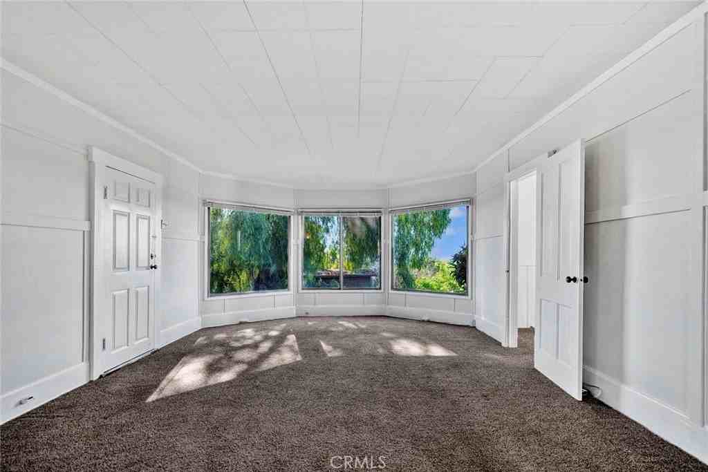 1473 Vista Del Valle Way - Photo 5 of 18