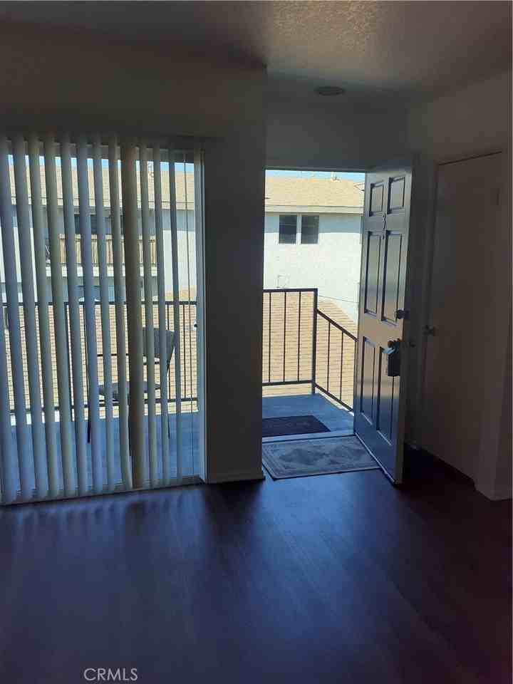 2331 South Grand Avenue #3 - Photo 3 of 18