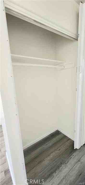 2131 North Lincoln Street #B - Photo 4 of 7