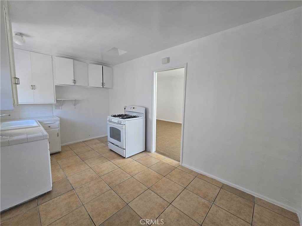 2459 North Brighton Street - Photo 4 of 11