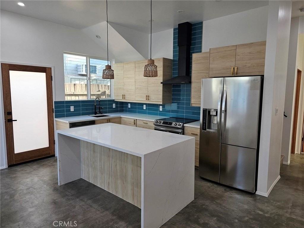 720 San Pascual Avenue - Photo 5 of 20