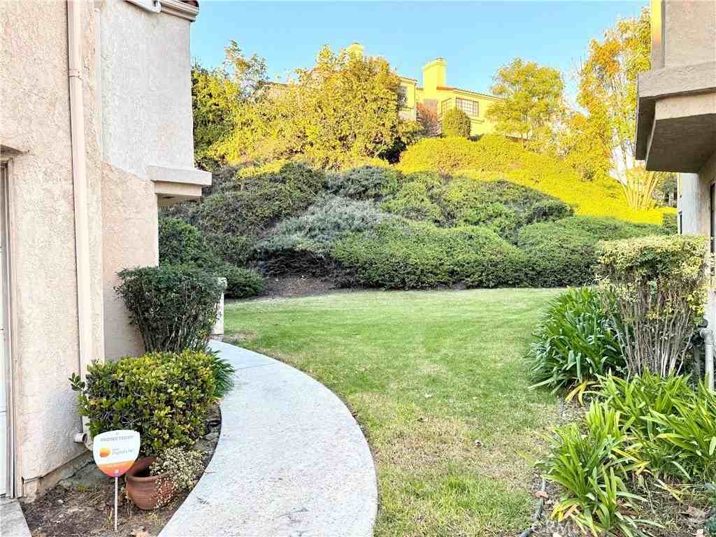 3648 Cottonwood Circle - Photo 3 of 26