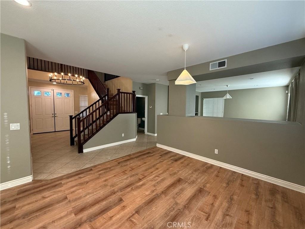 1783 Pinnacle Way - Photo 5 of 35