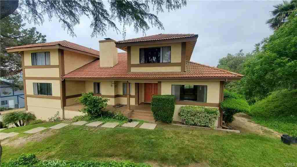 2721 Broken Feather Lane - Photo 3 of 20