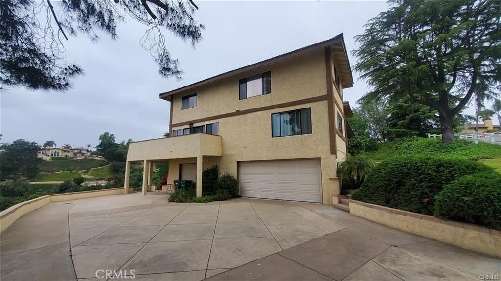 2721 Broken Feather Lane - Photo 4 of 20