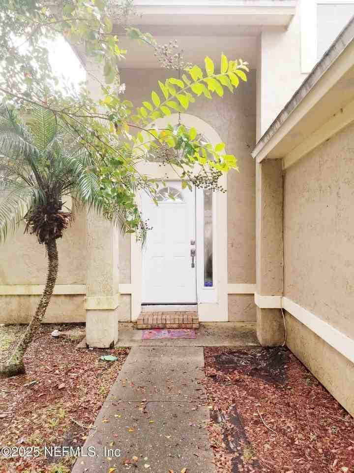 2159 Saint Martins Drive East - Photo 2 of 39