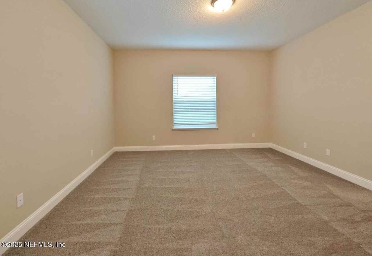 75 Dade Ct - Photo 4 of 6