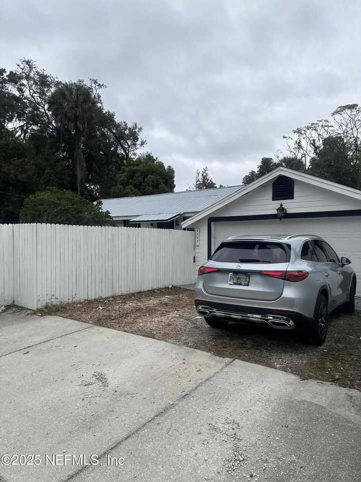 8543 Fort Caroline Road - Photo 3 of 18