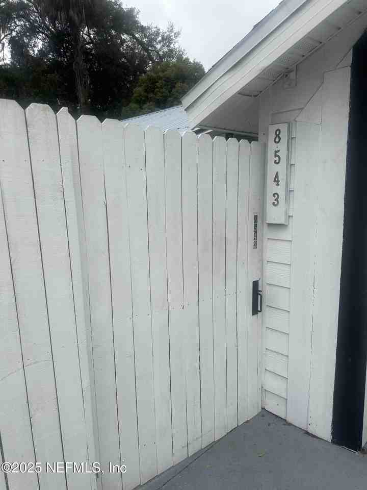 8543 Fort Caroline Road - Photo 4 of 18