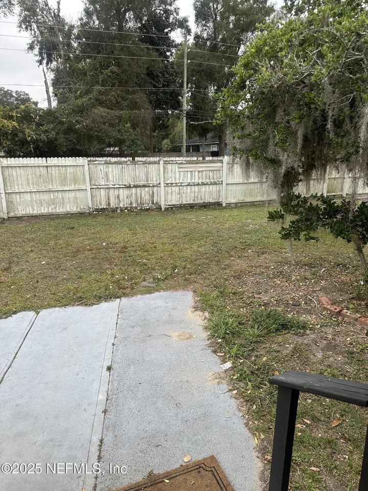 8543 Fort Caroline Road - Photo 7 of 18