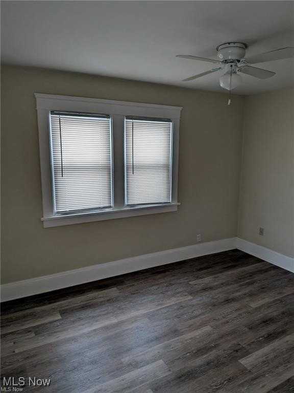 1733 Robindale Street #UP - Photo 5 of 10