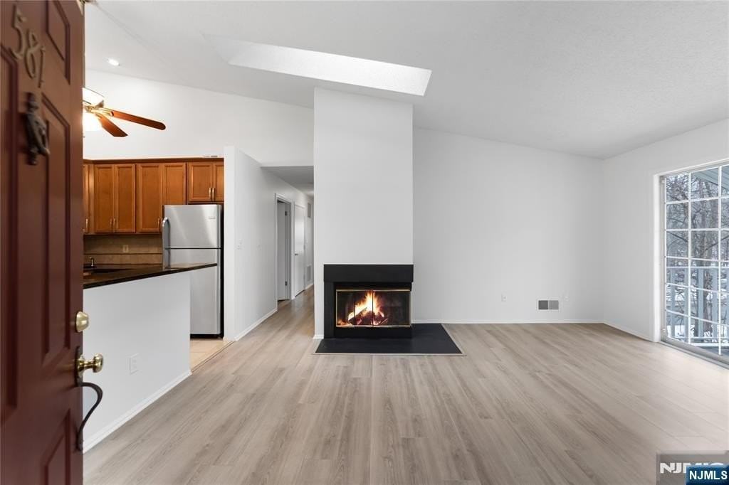 581 Holly Court - Photo 2 of 21