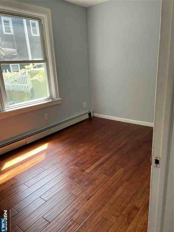 148 Nesbit Street - Photo 6 of 13