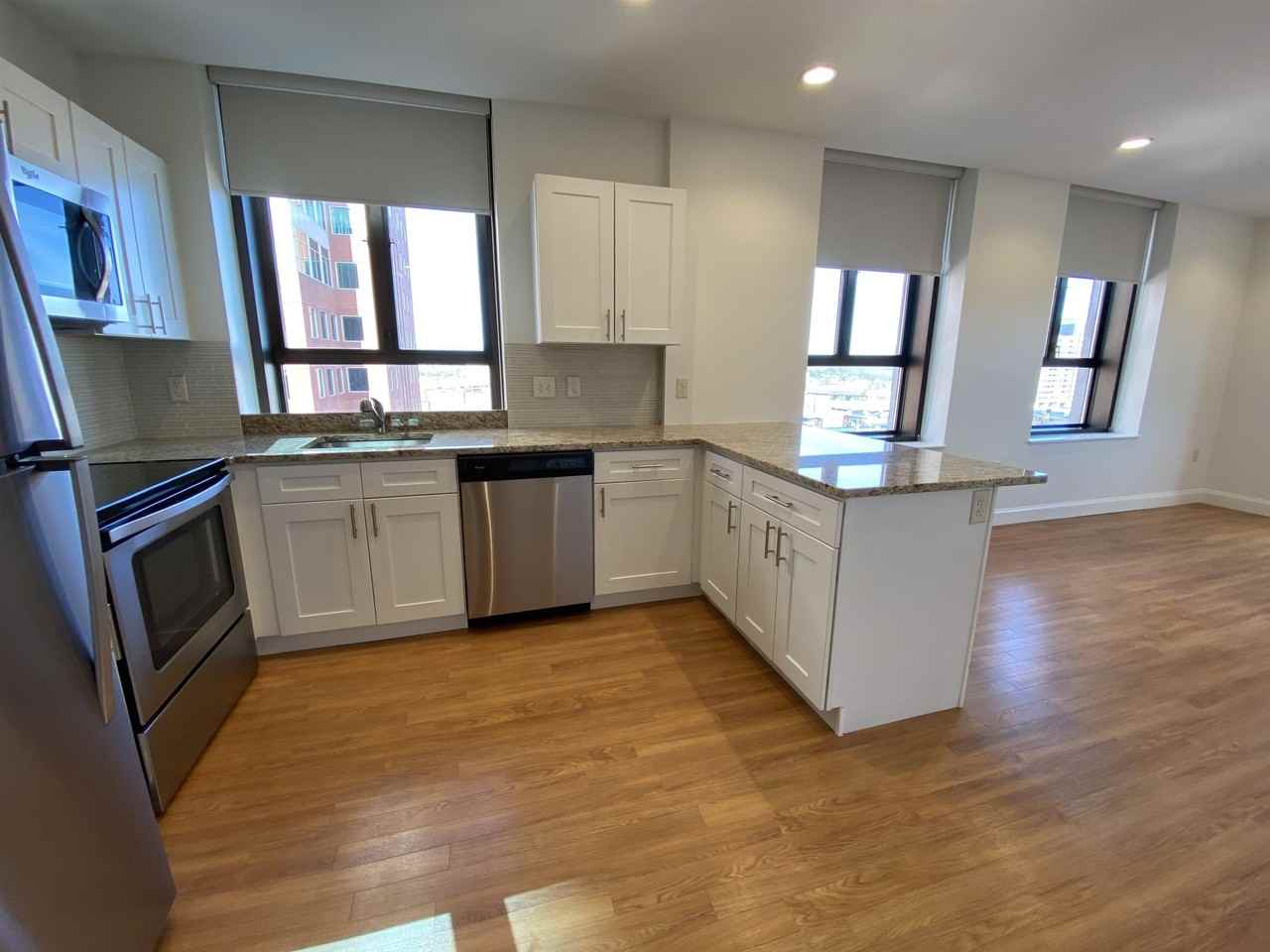 875 Elm St #802 - Photo 5 of 40