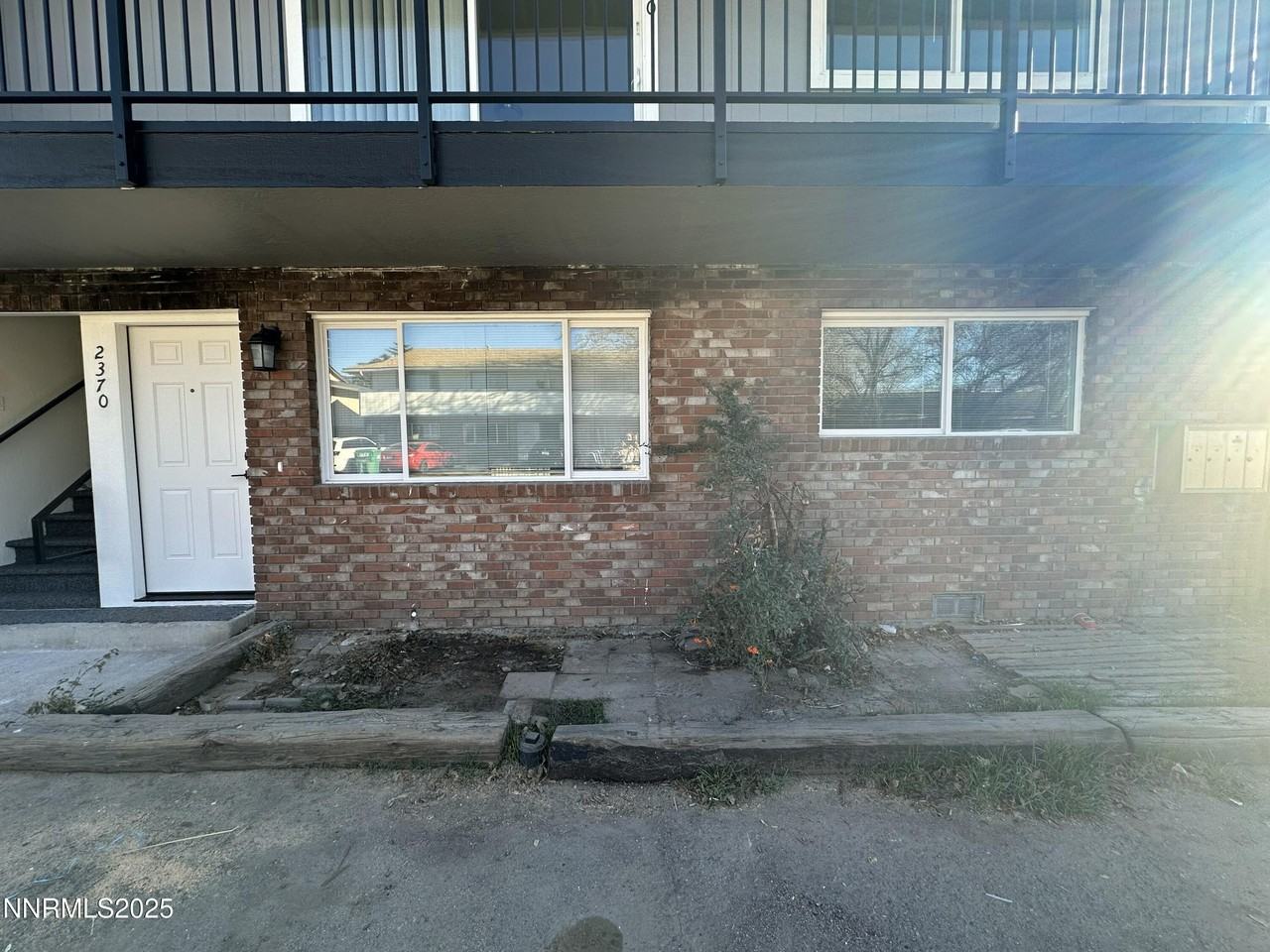 2370 Orange Ln - Photo 2 of 16