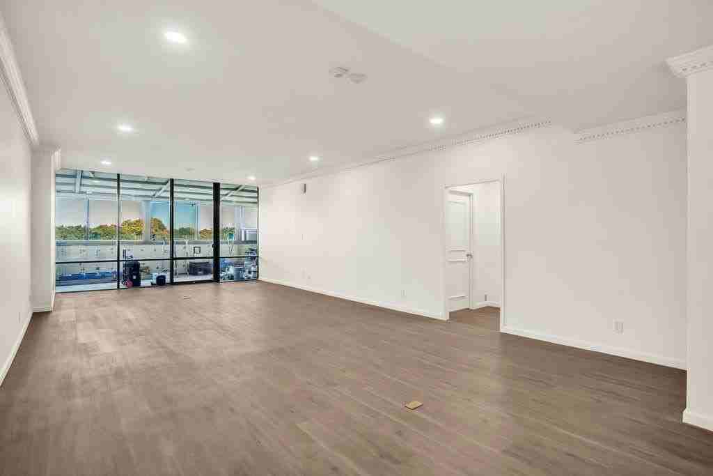 6335 W Northwest Hwy #411 - Photo 4 of 25