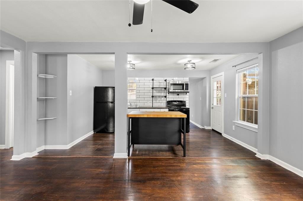 3914 Shelley Blvd - Photo 3 of 18