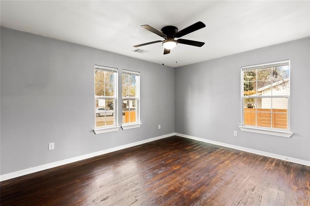 3914 Shelley Blvd - Photo 5 of 18