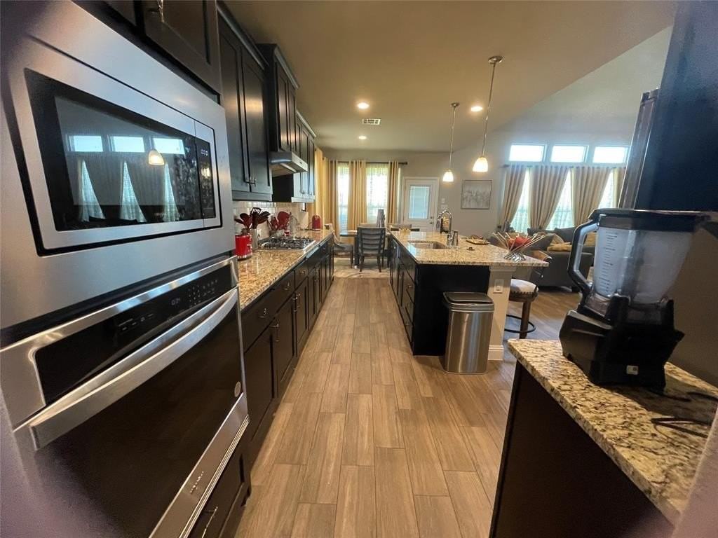 1100 Whispering Hill Dr - Photo 6 of 29