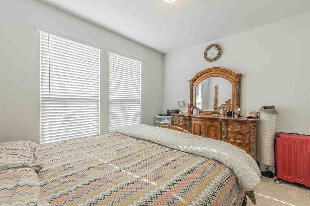 5544 Crawford Dr - Photo 5 of 13