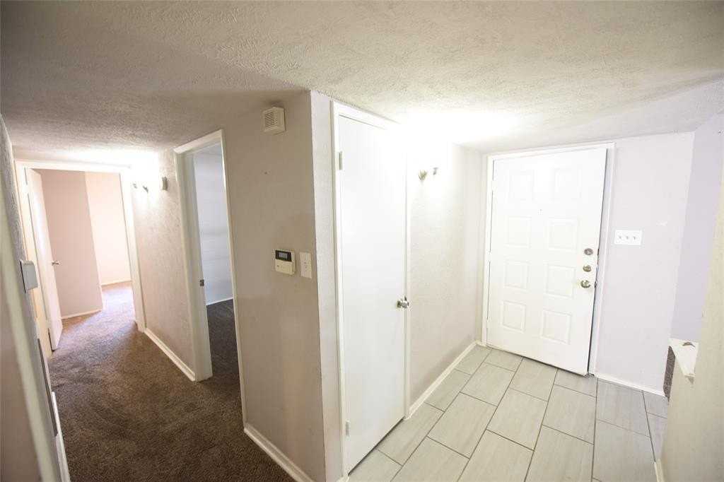 3820 Seven Gables Street - Photo 4 of 20